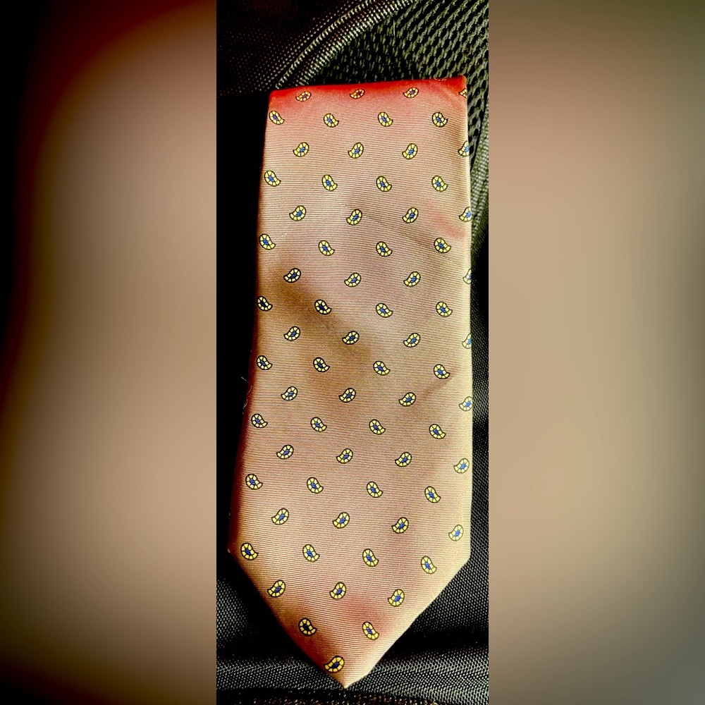 Vintage Hathaway Men’s Necktie. 57” EUC